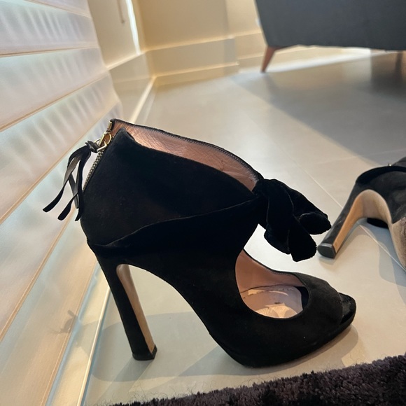 Miu Miu New Black Suede Velvet Bow Platform Pumps Booties Size 38 / 8 - Picture 4 of 4